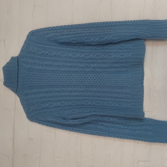 NWOT WHITE AND WARREN 100% Cashmere Cable Turtleneck Sweater, Blue, Size Medium - Picture 2 of 3